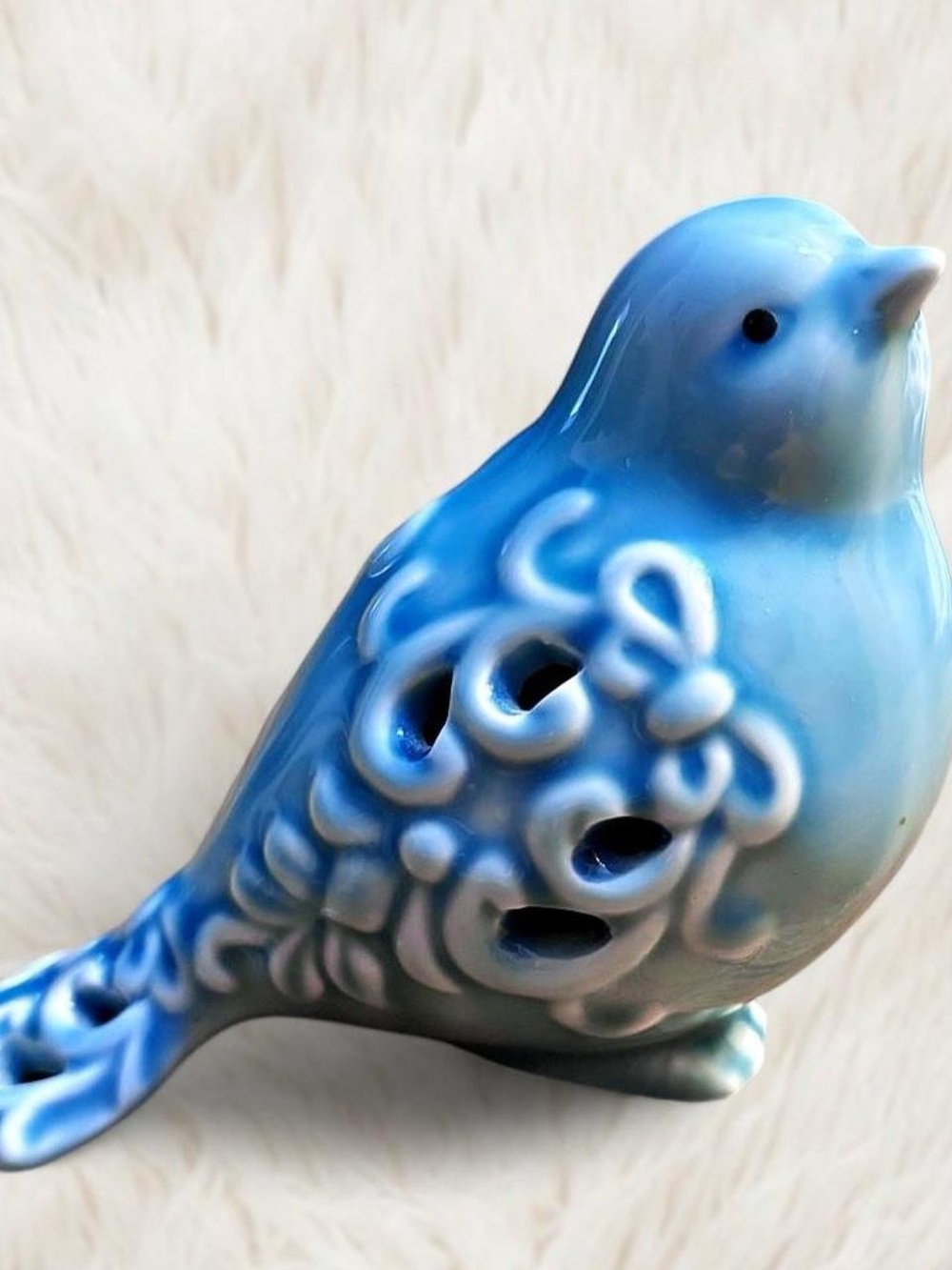 Vintage Ceramic Celadon Lattice French Blue Bird, Songbird Figurine 3.5" H 4 L.